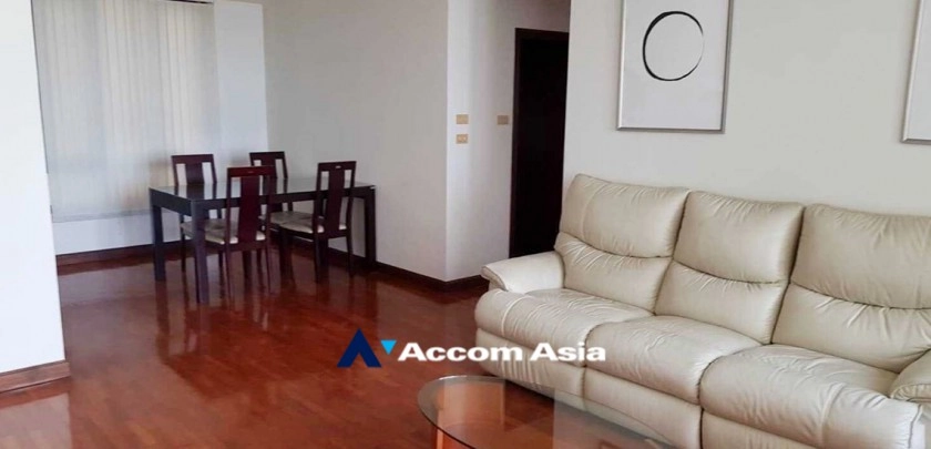 unitBaan Piya Sathorn