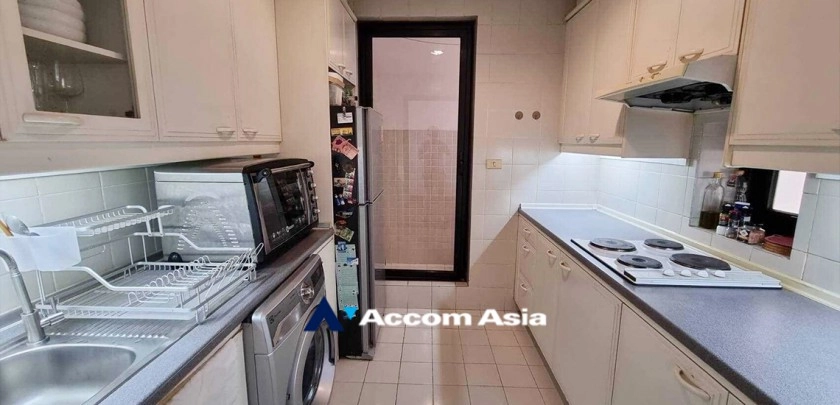 unitBaan Piya Sathorn