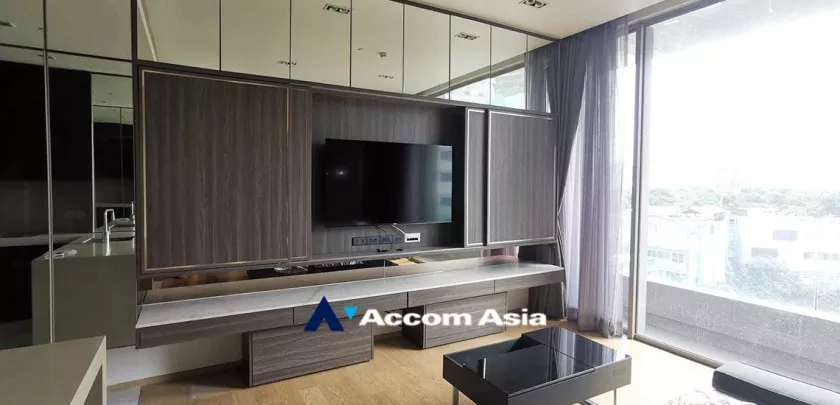  1 Bedroom  Condominium For Rent in Silom, Bangkok  near MRT Lumphini (AA32974)