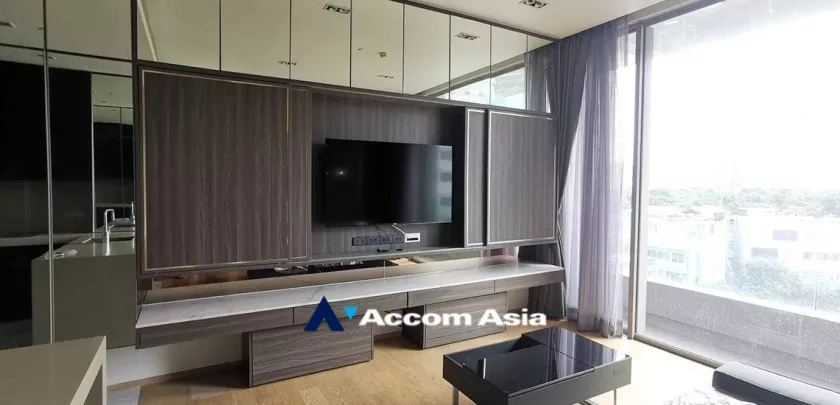 unit 1 Bedroom  Condominium For Rent in Silom, Bangkok  near BTS Sala Daeng (AA32974)