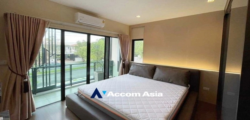 9  3 br House for rent and sale in Samutprakan ,Samutprakan  at House in Compound AA32980