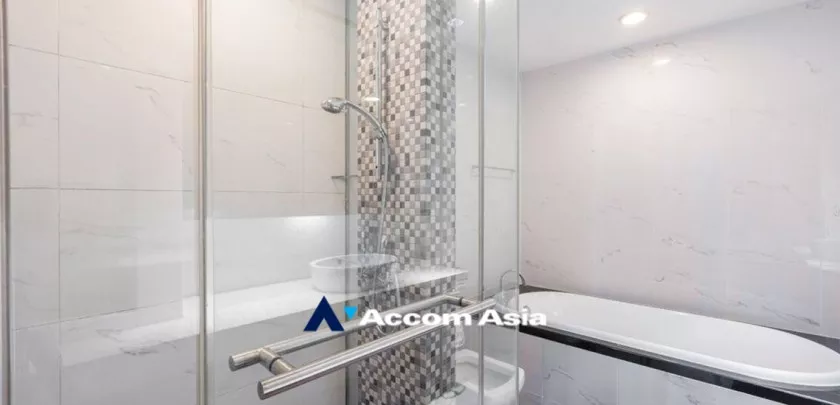 14  2 br Condominium for rent and sale in Silom ,Bangkok BTS Sala Daeng - MRT Silom at The Legend Saladaeng AA32984