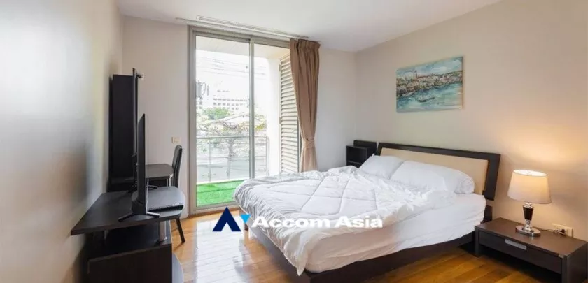 12  2 br Condominium For Rent in Silom ,Bangkok BTS Sala Daeng - MRT Silom at The Legend Saladaeng AA32984