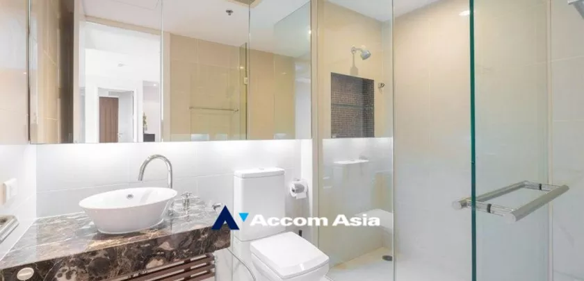 15  2 br Condominium for rent and sale in Silom ,Bangkok BTS Sala Daeng - MRT Silom at The Legend Saladaeng AA32984