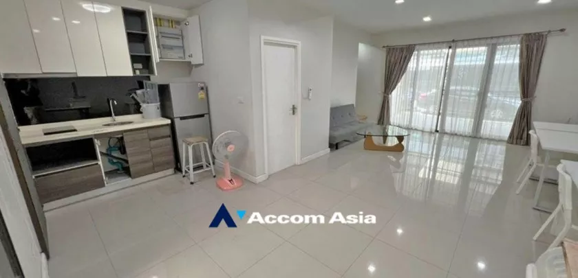 unit 3 Bedrooms  Townhouse For Rent in Samutprakan, Samutprakan  near BTS Bang Na (AA32986)