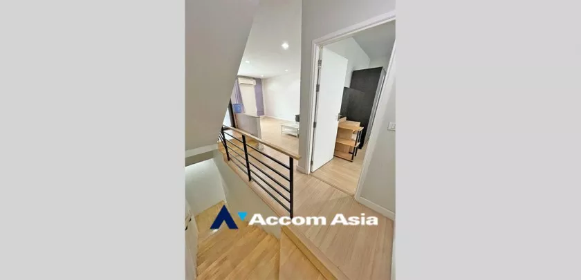 7  3 br Townhouse For Rent in  , BTS Bang Na at Plex Bangna AA32986
