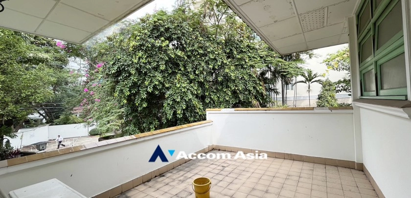 14  3 br House For Rent in Sathorn ,Bangkok MRT Lumphini AA32991