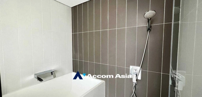 12  2 br Condominium For Rent in Sukhumvit ,Bangkok BTS On Nut at Ramada Plaza Residence AA33019