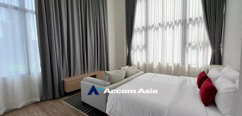 11  2 br Condominium For Rent in Sukhumvit ,Bangkok BTS On Nut at Ramada Plaza Residence AA33020