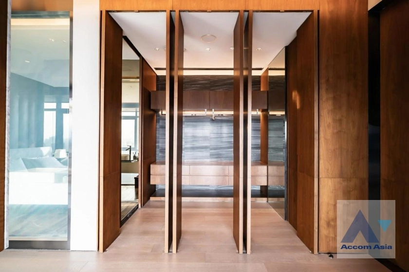 24  1 br Condominium For Sale in New Phetchaburi ,Bangkok MRT Phetchaburi at Circle Living Prototype AA33038