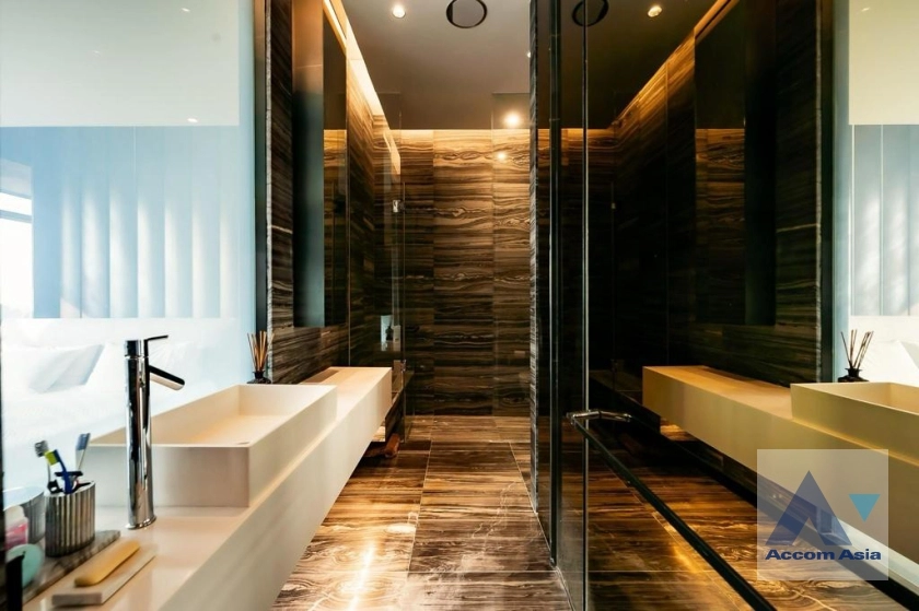 20  1 br Condominium For Sale in New Phetchaburi ,Bangkok MRT Phetchaburi at Circle Living Prototype AA33038