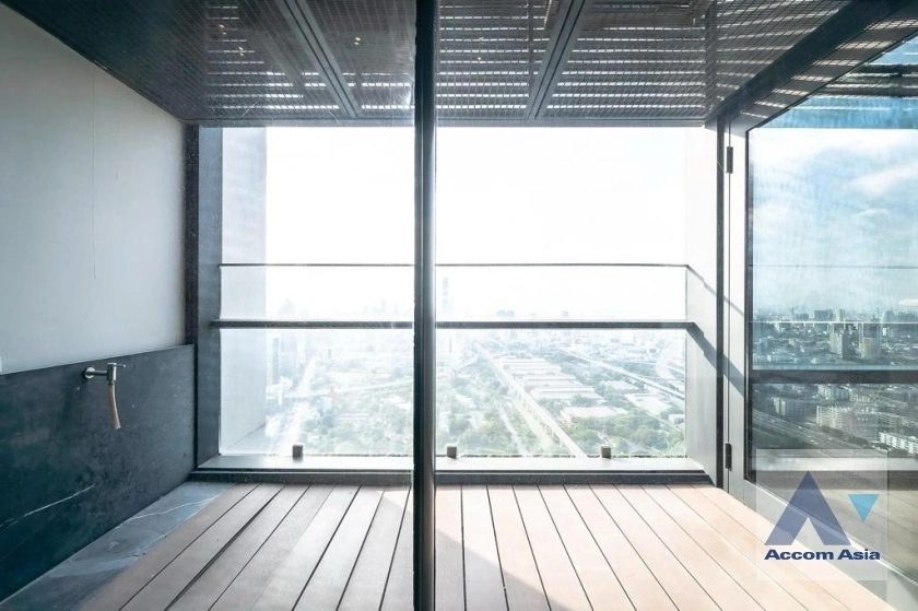 28  1 br Condominium For Sale in New Phetchaburi ,Bangkok MRT Phetchaburi at Circle Living Prototype AA33038