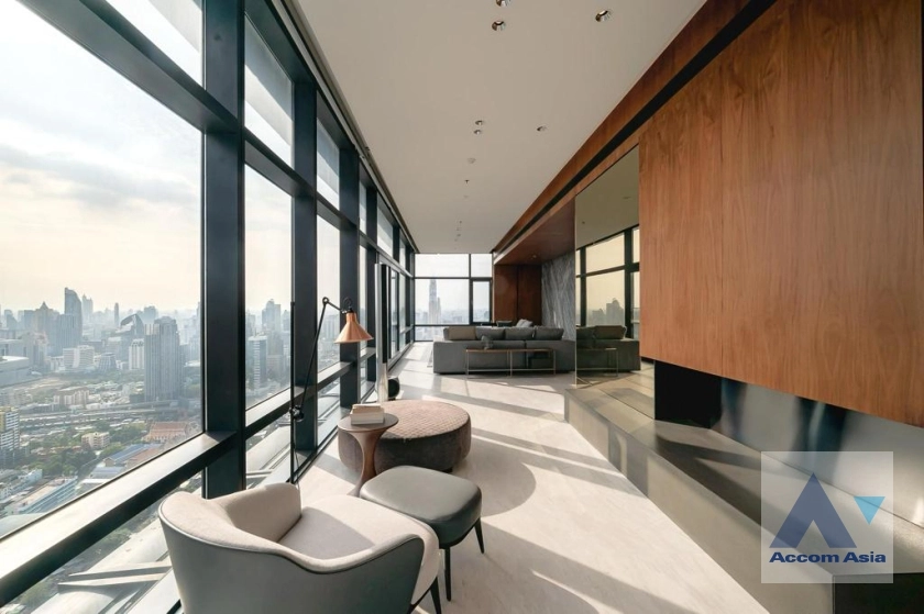  1  1 br Condominium For Sale in New Phetchaburi ,Bangkok MRT Phetchaburi at Circle Living Prototype AA33038