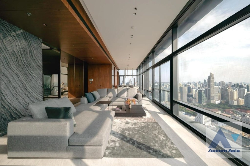 Circle Living Prototype Condominium  1 Bedroom for Sale MRT Phetchaburi in Newphetchaburi Bangkok