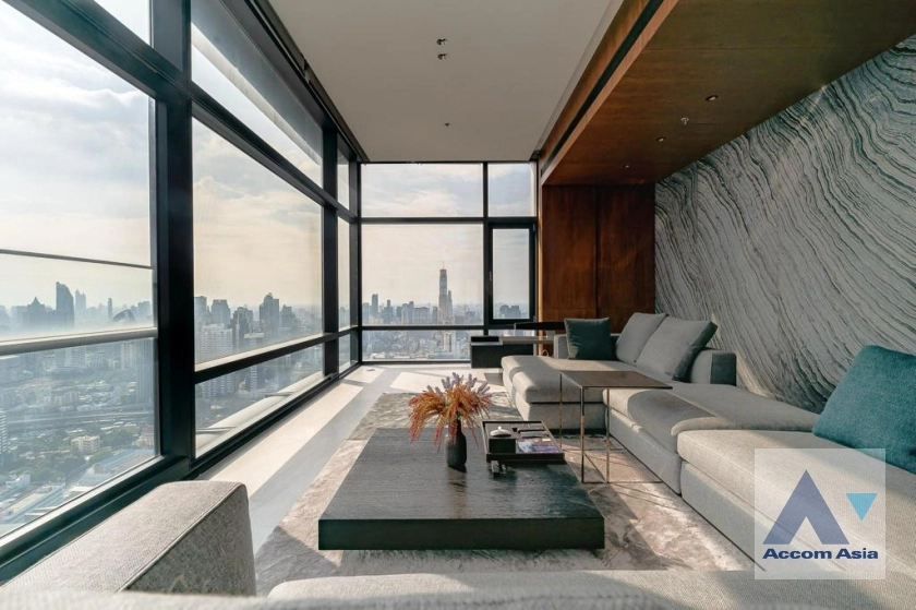 8  1 br Condominium For Sale in New Phetchaburi ,Bangkok MRT Phetchaburi at Circle Living Prototype AA33038