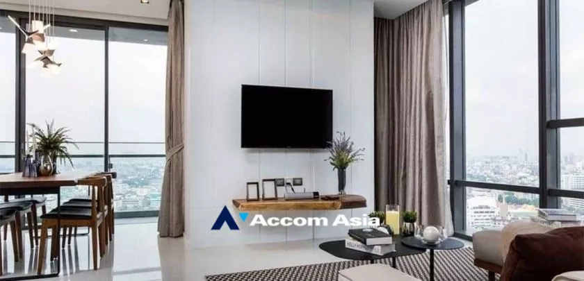  2 Bedrooms  Condominium For Sale in Sathorn, Bangkok  near BTS Surasak (AA33039)
