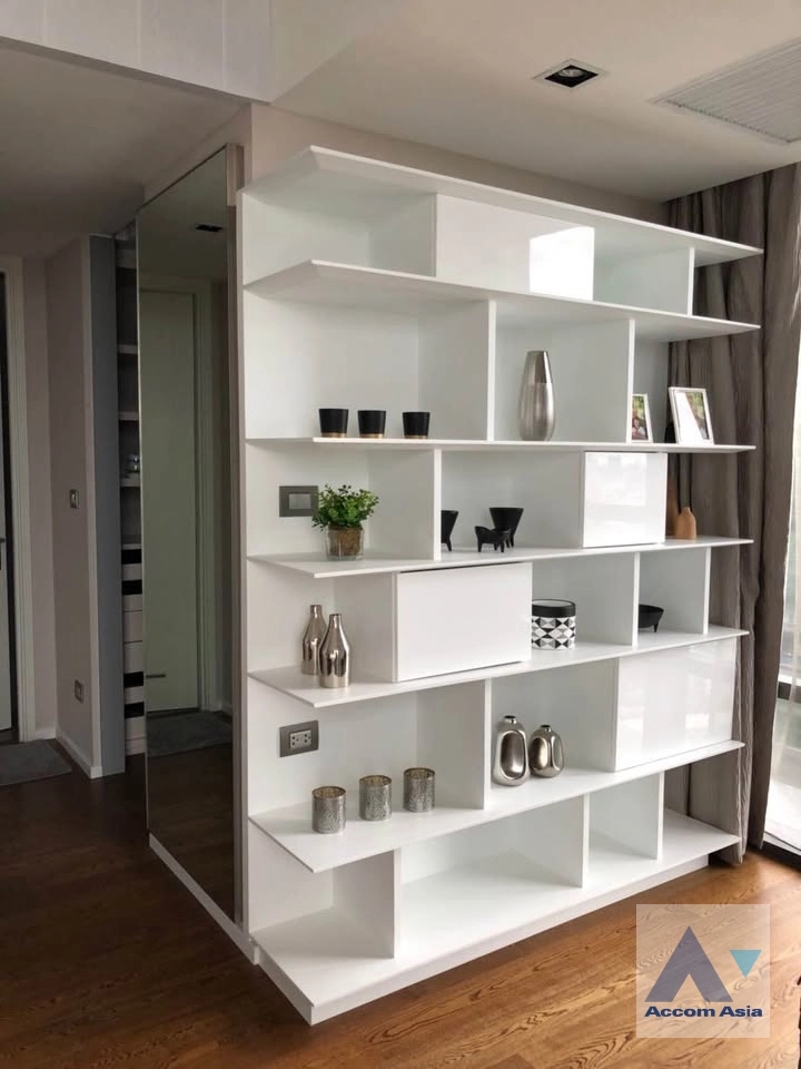 9  2 br Condominium For Sale in Sathorn ,Bangkok BTS Surasak at The Bangkok Sathorn AA33039