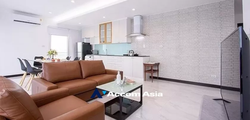 5  3 br Apartment For Rent in Sukhumvit ,Bangkok BTS Punnawithi at Apartment complex in Bangkok AA33042