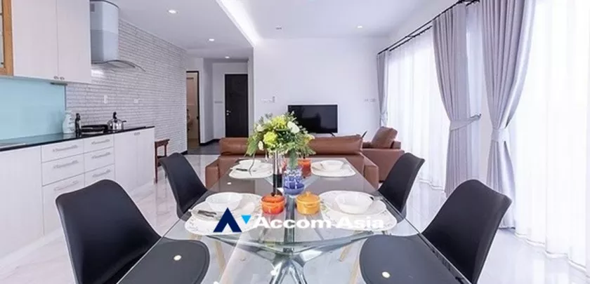 10  3 br Apartment For Rent in Sukhumvit ,Bangkok BTS Punnawithi at Apartment complex in Bangkok AA33042