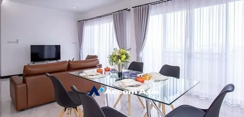 unitPenthouse |  3 Bedrooms  Apartment For Rent in Sukhumvit, Bangkok  near BTS Punnawithi (AA33042)