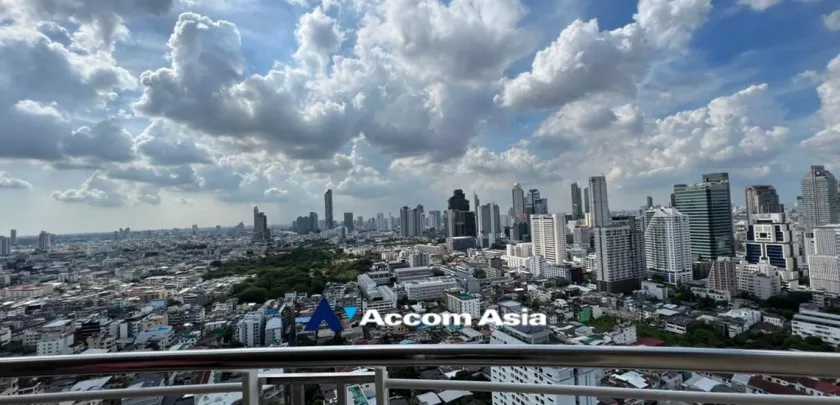  3 Bedrooms  Condominium For Sale in Sathorn, Bangkok  near BTS Chong Nonsi - BRT Arkhan Songkhro (AA33043)