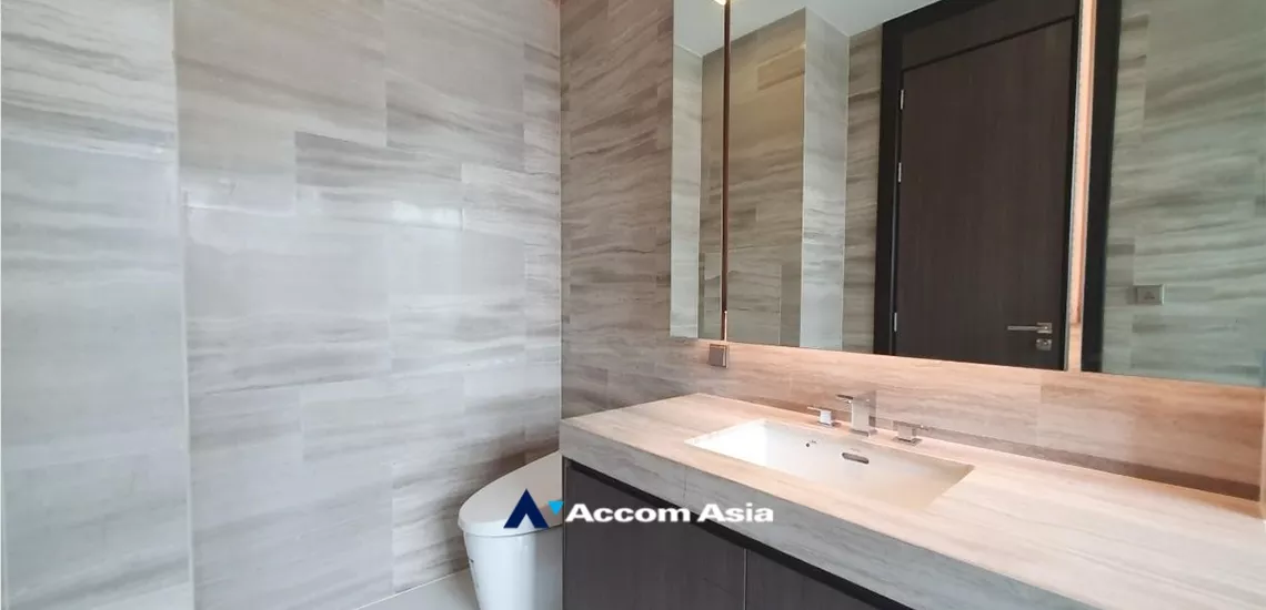 6  2 br Condominium For Sale in Sukhumvit ,Bangkok BTS Nana at Q1 Sukhumvit AA33048