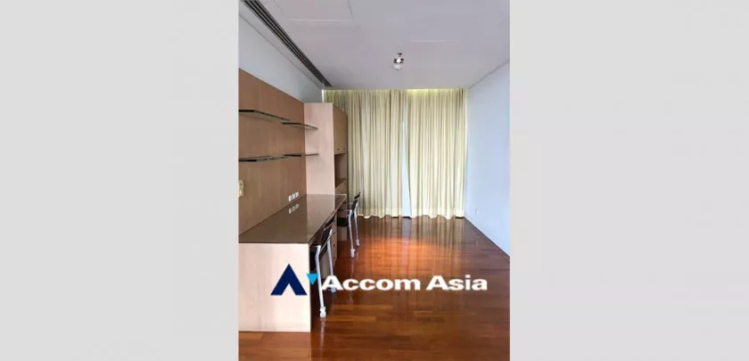  2 Bedrooms  Condominium For Rent in Sukhumvit, Bangkok  near BTS Asok - MRT Sukhumvit (AA33049)