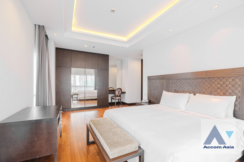 8  4 br Apartment For Rent in Ploenchit ,Bangkok BTS Ploenchit at Elegance and Traditional Luxury AA33053