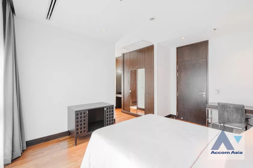 15  4 br Apartment For Rent in Ploenchit ,Bangkok BTS Ploenchit at Elegance and Traditional Luxury AA33053