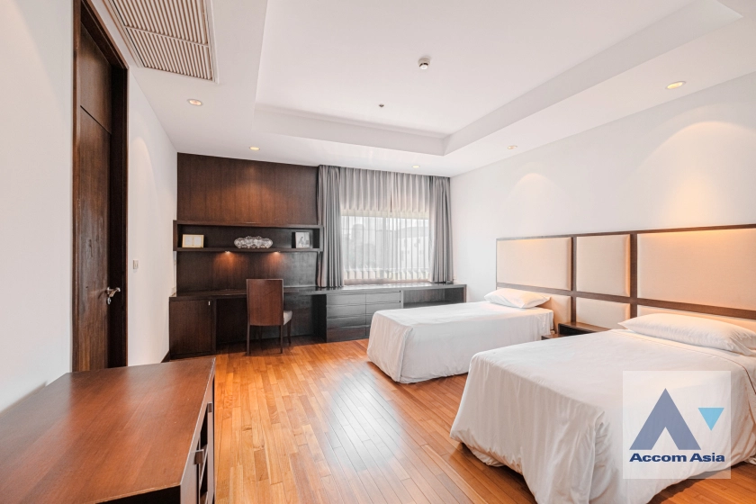 12  4 br Apartment For Rent in Ploenchit ,Bangkok BTS Ploenchit at Elegance and Traditional Luxury AA33053