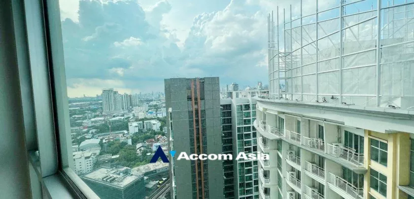 10  2 br Condominium For Rent in Sukhumvit ,Bangkok BTS Phra khanong at Sky Walk Condominium AA33055
