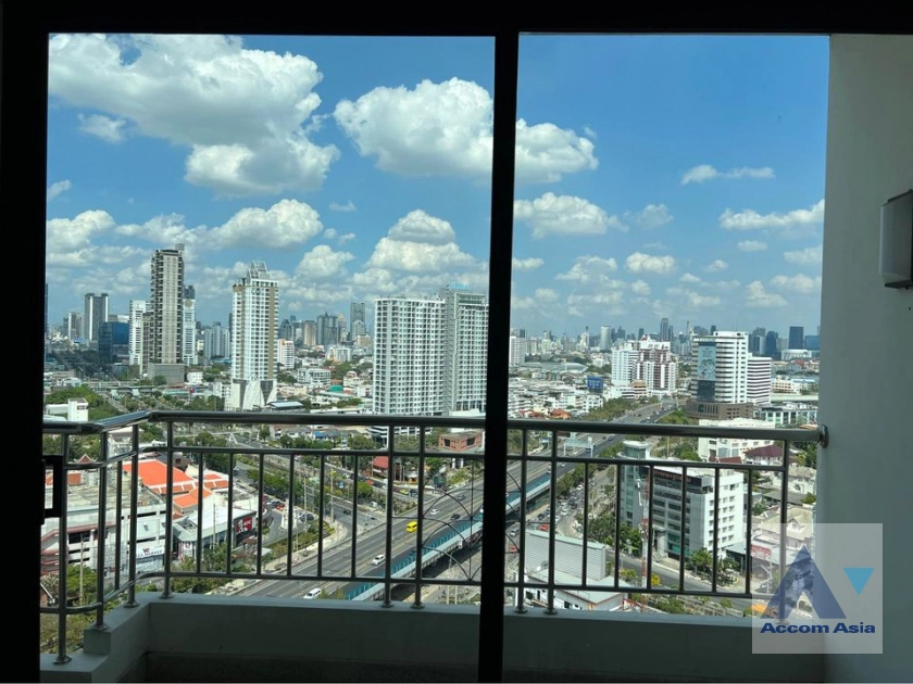 11  2 br Condominium for rent and sale in Sathorn ,Bangkok BRT Nararam 3 at Supalai Premier Ratchada AA33064