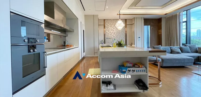  1  3 br Condominium For Rent in Ploenchit ,Bangkok BTS Ratchadamri at Sindhorn Lumpini AA33081