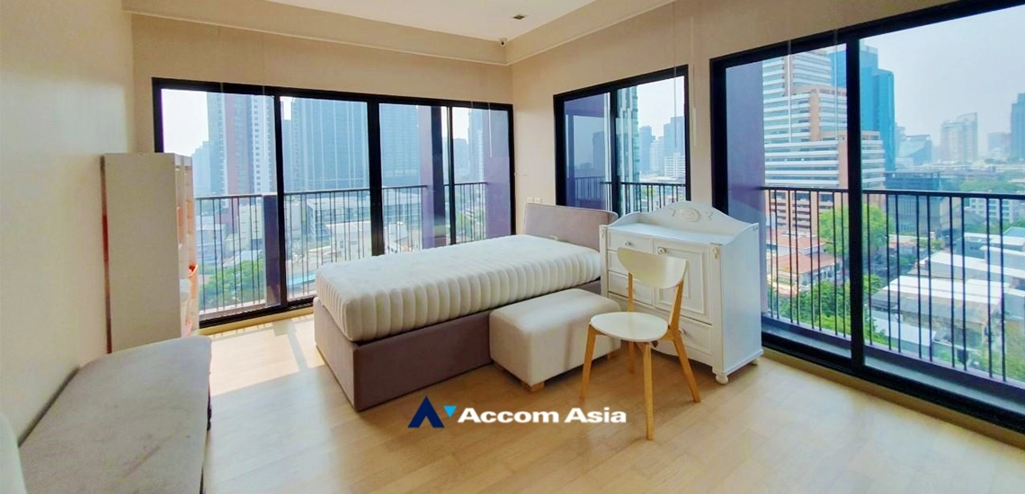 23  4 br Condominium For Rent in Sukhumvit ,Bangkok BTS Ekkamai at Noble Reveal AA33082