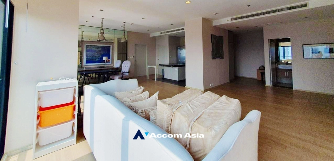 6  4 br Condominium For Rent in Sukhumvit ,Bangkok BTS Ekkamai at Noble Reveal AA33082