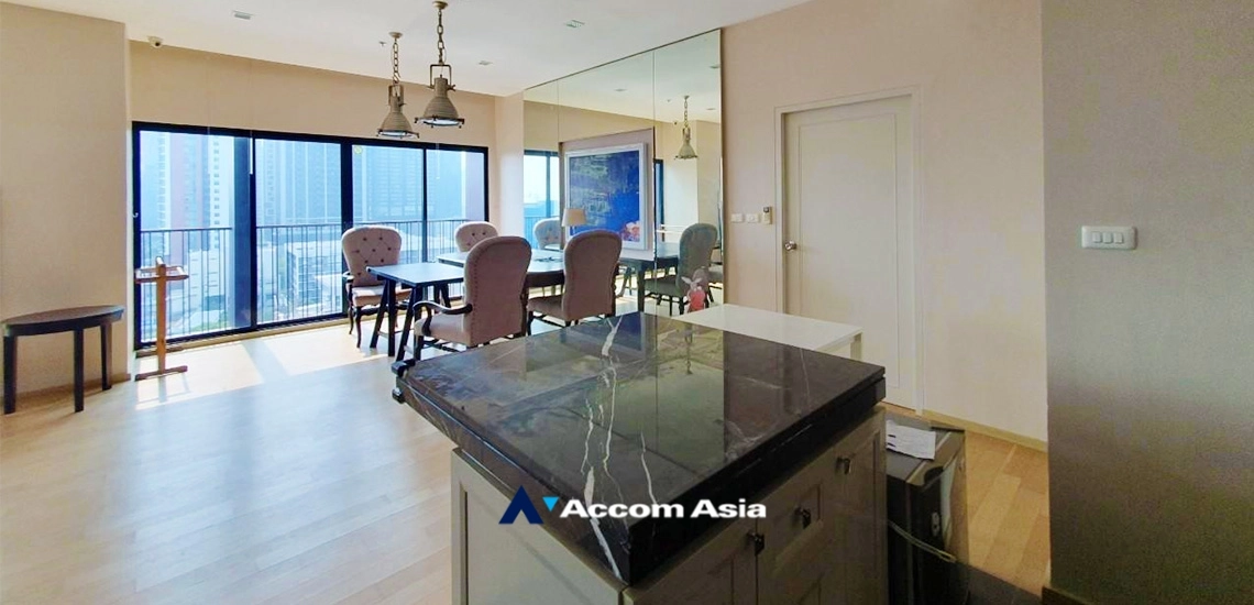 16  4 br Condominium For Rent in Sukhumvit ,Bangkok BTS Ekkamai at Noble Reveal AA33082