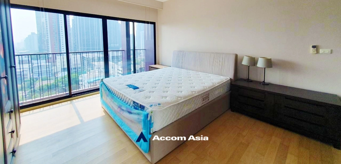 20  4 br Condominium For Rent in Sukhumvit ,Bangkok BTS Ekkamai at Noble Reveal AA33082
