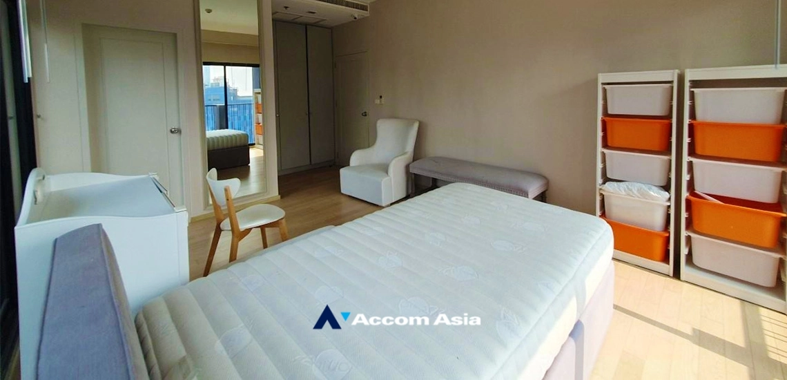 25  4 br Condominium For Rent in Sukhumvit ,Bangkok BTS Ekkamai at Noble Reveal AA33082