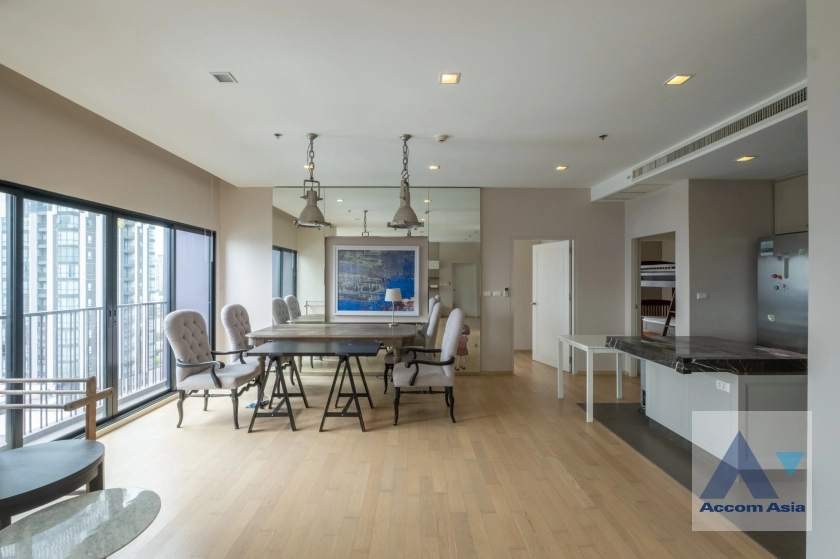 7  4 br Condominium for rent and sale in Sukhumvit ,Bangkok BTS Ekkamai at Noble Reveal AA33082