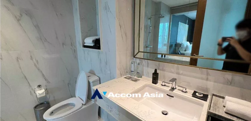 8  2 br Apartment For Rent in Sukhumvit ,Bangkok BTS Thong Lo at Stylish design and modern amenities AA33085