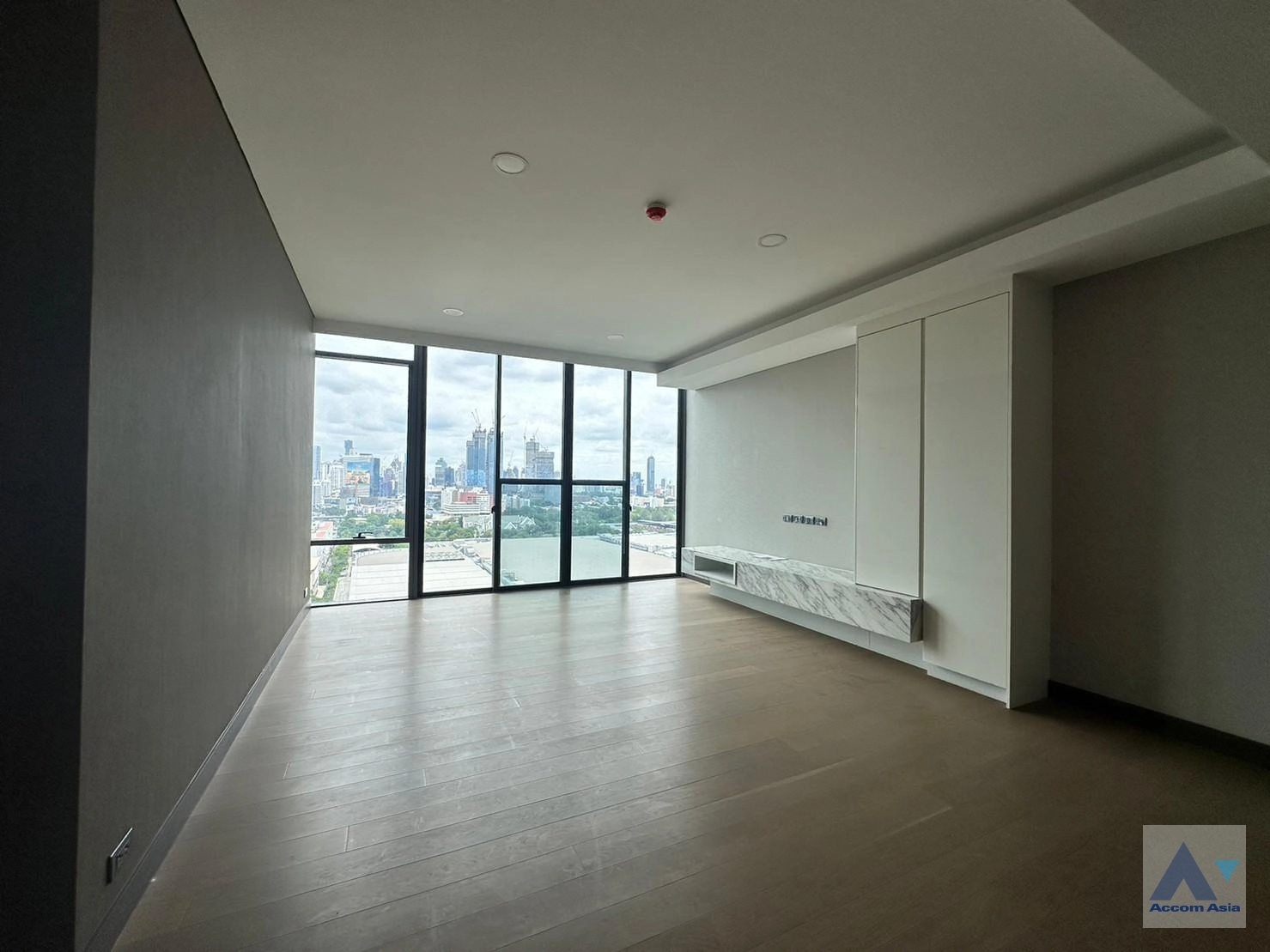  1  3 br Condominium For Rent in Sukhumvit ,Bangkok MRT Queen Sirikit National Convention Center at Siamese Exclusive Queens AA33088