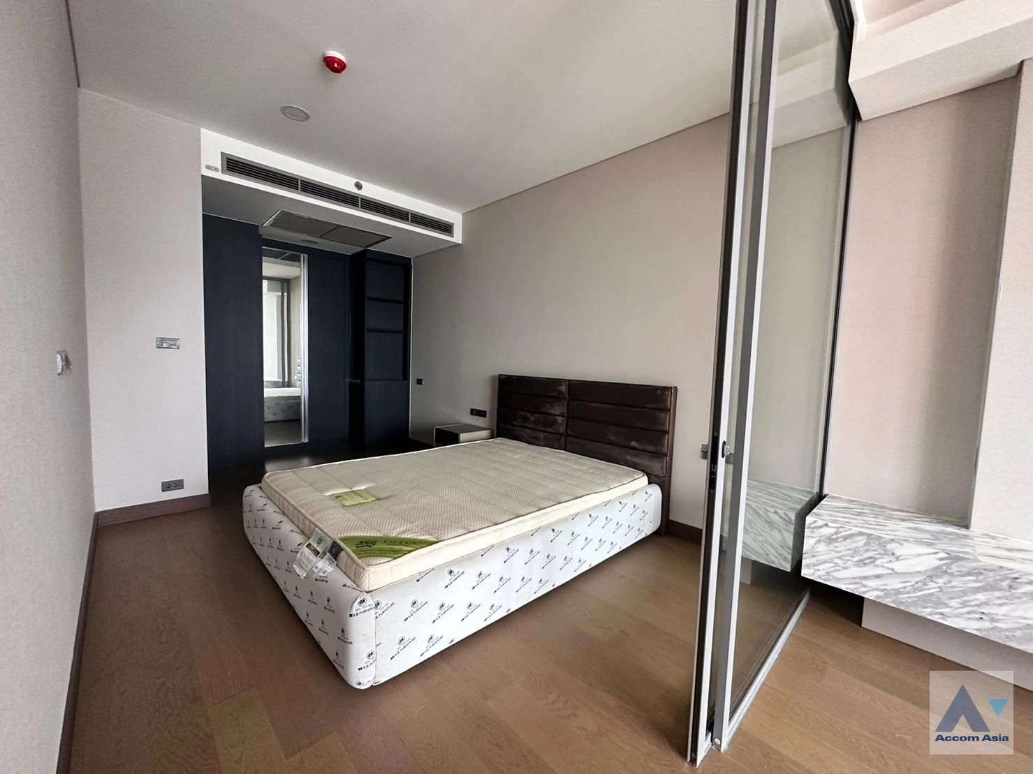 17  3 br Condominium For Rent in Sukhumvit ,Bangkok MRT Queen Sirikit National Convention Center at Siamese Exclusive Queens AA33088