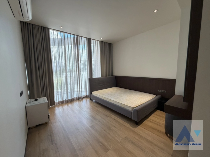 10  4 br Apartment For Rent in Sukhumvit ,Bangkok BTS Phrom Phong at Modern Brand New Apartment AA33095