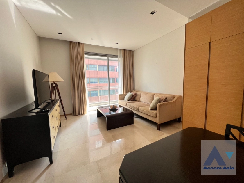 unit 1 Bedroom  Condominium For Rent & Sale in Silom, Bangkok  near BTS Sala Daeng - MRT Silom (AA33099)