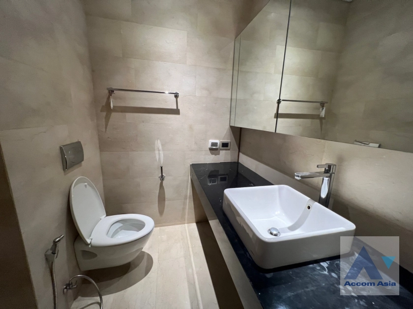 11  1 br Condominium for rent and sale in Silom ,Bangkok BTS Sala Daeng - MRT Silom at Saladaeng Residences AA33099