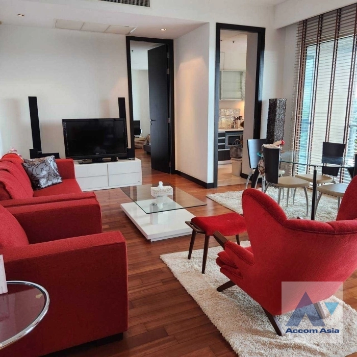  2 Bedrooms  Condominium For Sale in Sathorn, Bangkok  near BRT Thanon Chan (AA33106)