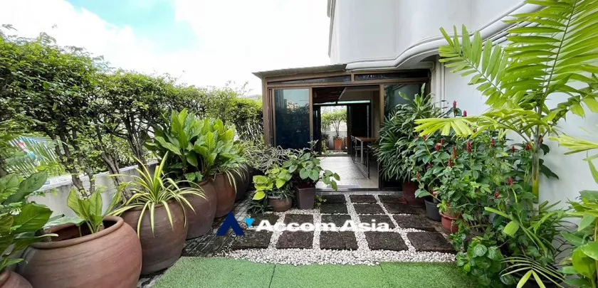  1  3 br Condominium For Rent in Ploenchit ,Bangkok BTS Ploenchit at Ruamrudee Garden House AA33111