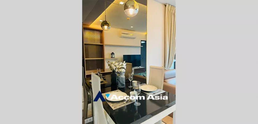 unit 1 Bedroom  Condominium For Sale in Sukhumvit, Bangkok  near BTS Phra khanong (AA33114)