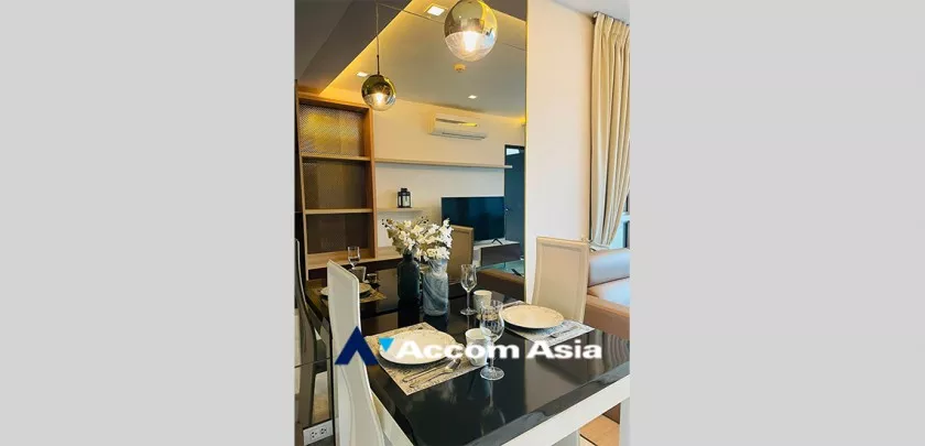 4  1 br Condominium For Sale in Sukhumvit ,Bangkok BTS Phra khanong at Sky Walk AA33114