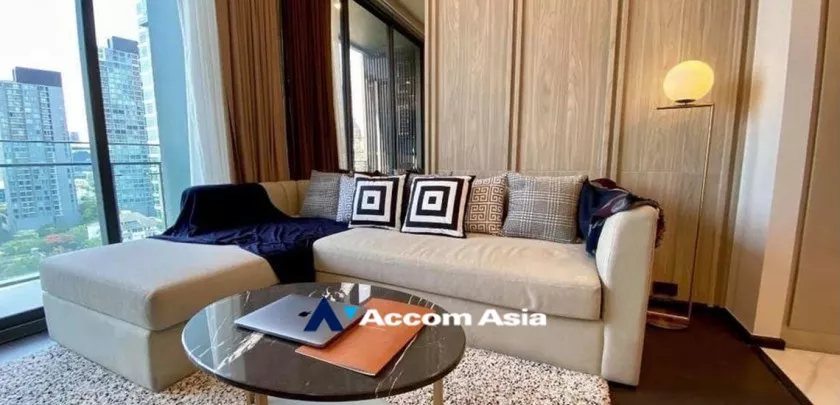  2 Bedrooms  Condominium For Rent in Sukhumvit, Bangkok  near BTS Phrom Phong (AA33124)